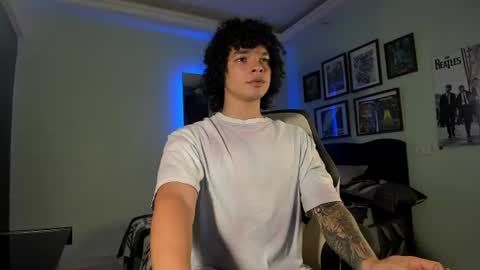Snapshot of ian_versace chatting on 1, 7, 2026 Andres online show from 1, 7, 2026
