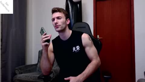 Snapshot of ianandersson27 chatting on 1, 2, 2025 Ian Andersson online show from 1, 2, 2025