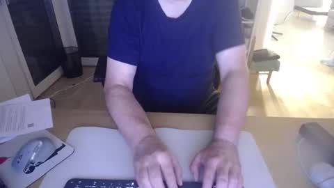 iandy12 online show from 21, 9, 2025