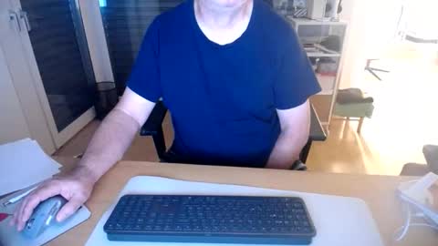 iandy12 online show from 26, 10, 2025