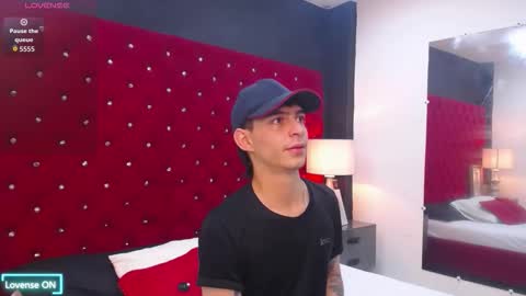 Snapshot of ianlark chatting on 3, 2, 2026 Ian Lark online show from 3, 2, 2026