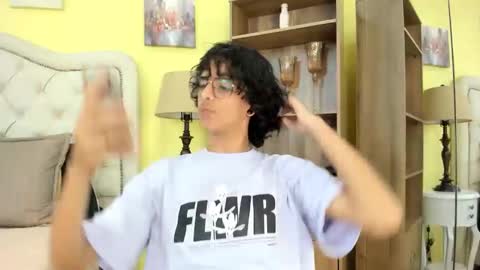 Snapshot of ibratxandy chatting on 22, 12, 2025 ibratxandy online show from 22, 12, 2025