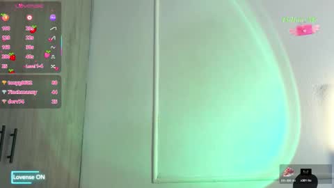 Snapshot of ice_princess__ chatting on 7, 11, 2025 Crystall online show from 7, 11, 2025