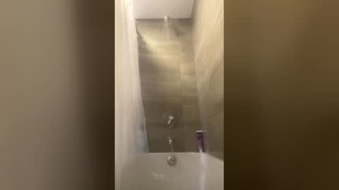 icecreammanx online show from 7, 4, 2026