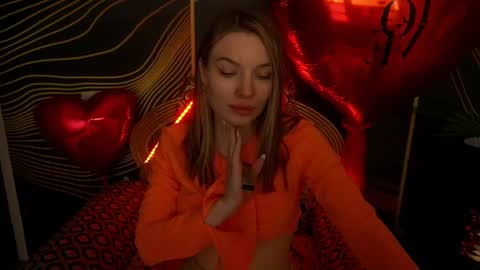 Danielle online show from 19, 2, 2025