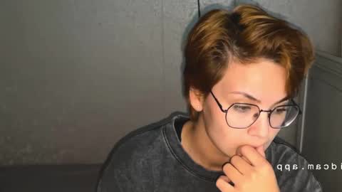 Ksenia online show from 28, 9, 2025