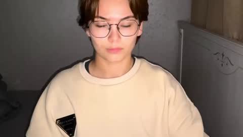 Ksenia online show from 26, 10, 2025