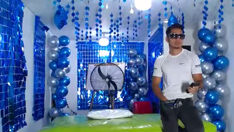 THOMAS AND DAMIAND online show from 29, 1, 2025