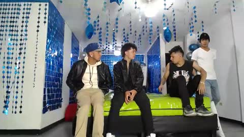 THOMAS AND DAMIAND online show from 11, 2, 2025