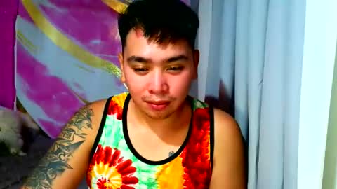 Snapshot of iconic_vince chatting on 16, 10, 2025 iconic_vince online show from 16, 10, 2025