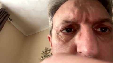 Snapshot of icums4u chatting on 4, 12, 2024 icums4u online show from 4, 12, 2024