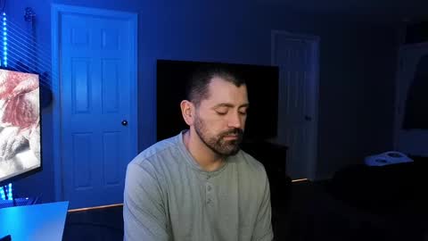 Snapshot of icy_ivy chatting on 4, 3, 2025 Ivan online show from 4, 3, 2025