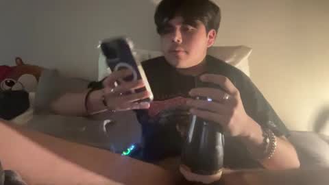 Snapshot of idk12327 chatting on 7, 3, 2025 idk12327 online show from 7, 3, 2025