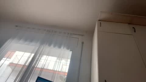 idkwhattowatch online show from 16, 1, 2025