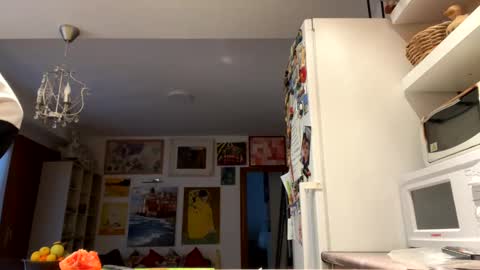 idkwhattowatch online show from 20, 2, 2025