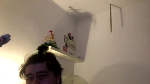 idkwhattowatch online show from 1, 10, 2025