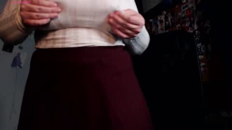 Snapshot of idontknowwhyjojo chatting on 23, 2, 2026 Saya online show from 23, 2, 2026