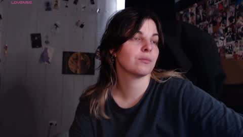Snapshot of idontknowwhyjojo chatting on 29, 6, 2026 Saya online show from 29, 6, 2026