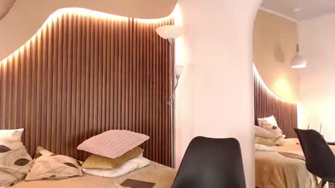 Snapshot of ifis_tiresia1 chatting on 26, 10, 2025 ifis online show from 26, 10, 2025