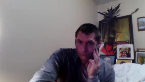 Snapshot of ifoundthegspot chatting on 14, 11, 2025 Darthmark420 online show from 14, 11, 2025