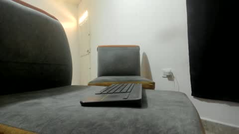 Snapshot of iham_28 chatting on 2, 12, 2024 Iham online show from 2, 12, 2024