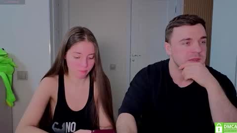 Julia and Mira online show from 4, 2, 2026