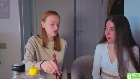 Julia and Mira online show from 4, 3, 2026