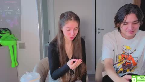 Julia and Mira online show from 8, 3, 2026