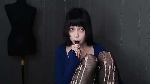 iiiiiiis online show from 11, 4, 2026