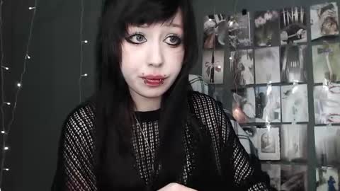 Snapshot of iiiiiiis chatting on 10, 6, 2026 iiiiiiis online show from 10, 6, 2026