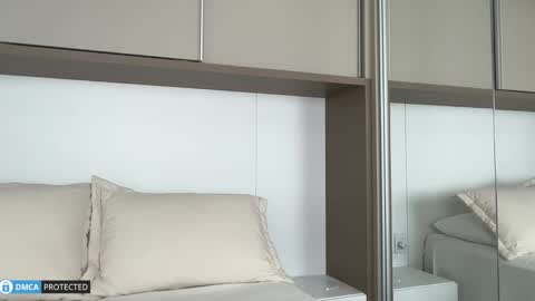 Ivy online show from 10, 2, 2026