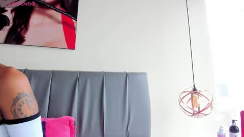 Snapshot of iisabella_noa chatting on 9, 6, 2026 Isabella online show from 9, 6, 2026