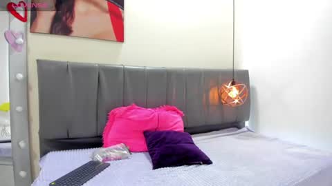 Snapshot of iisabella_noa chatting on 26, 6, 2026 Isabella online show from 26, 6, 2026