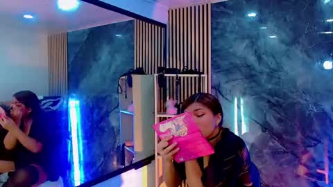 iisalombardi online show from 29, 10, 2025