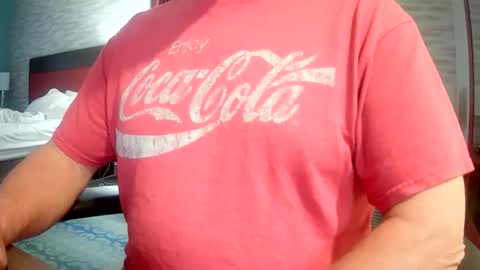 Snapshot of il_undercover chatting on 22, 5, 2026 il_undercover online show from 22, 5, 2026
