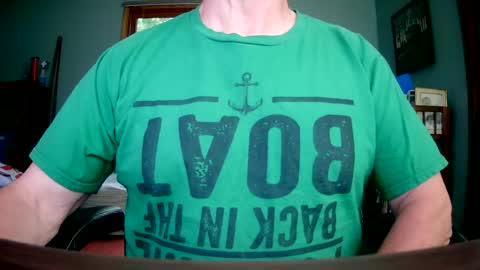 Snapshot of il_undercover chatting on 21, 6, 2026 il_undercover online show from 21, 6, 2026