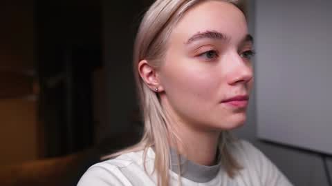 ileanacampbel online show from 19, 12, 2024