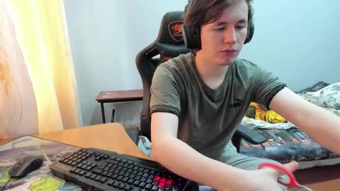 iliaskris online show from 13, 9, 2025