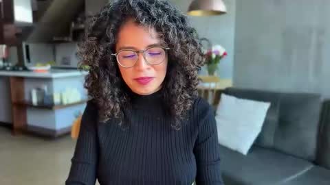 Snapshot of illaroom chatting on 19, 2, 2025 Kloe online show from 19, 2, 2025