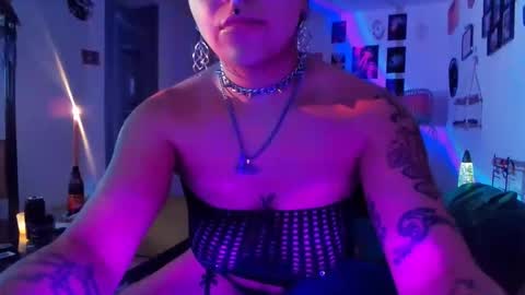 Snapshot of illegeil chatting on 13, 2, 2026 Latin Geil online show from 13, 2, 2026