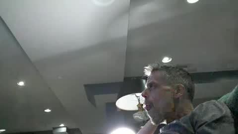 Ilovesquirterz1 online show from 9, 3, 2025