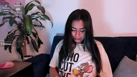 Snapshot of im_amber_ chatting on 8, 11, 2025 amber online show from 8, 11, 2025