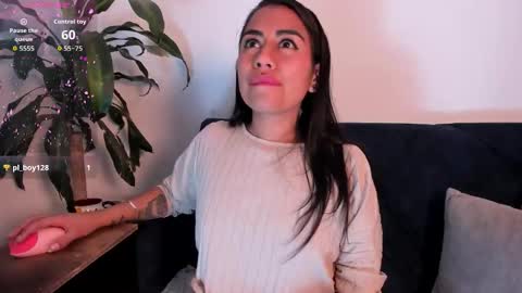 Snapshot of im_amber_ chatting on 11, 11, 2025 amber online show from 11, 11, 2025