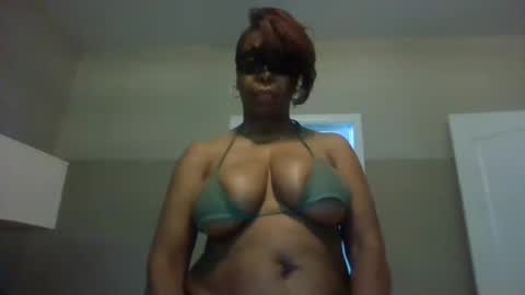 weet exy Cougar online show from 10, 6, 2026