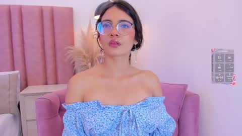 Snapshot of im_lily_ chatting on 18, 4, 2026 Lilyy online show from 18, 4, 2026