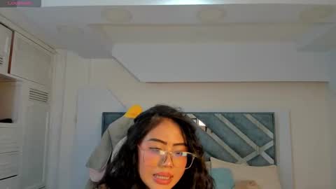 Mila online show from 16, 9, 2025