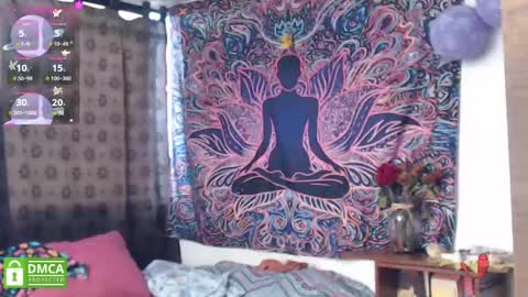 Cutie pie online show from 4, 2, 2025