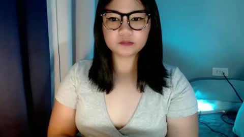 Snapshot of im_ur_cutiewife chatting on 24, 10, 2025 cherryl online show from 24, 10, 2025