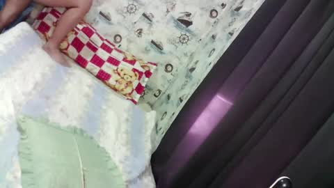 Snapshot of im_ur_sidechic8 chatting on 12, 3, 2025 zhy online show from 12, 3, 2025