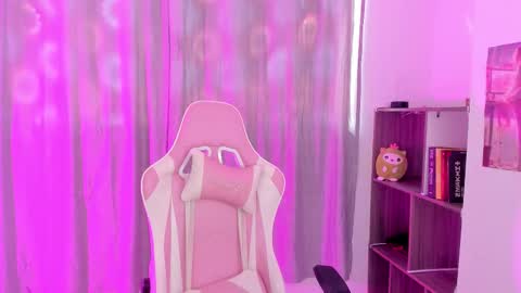 Danibabe online show from 2, 12, 2025